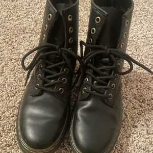 Dr. Martens Black Zavala Boots